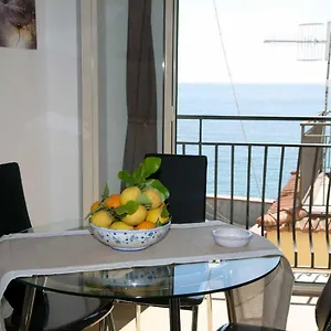 Lolita Holidays Apartament Giardini-Naxos
